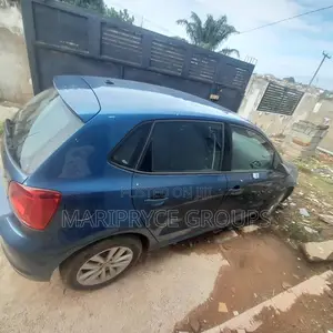 Volkswagen Polo 2019 Blue