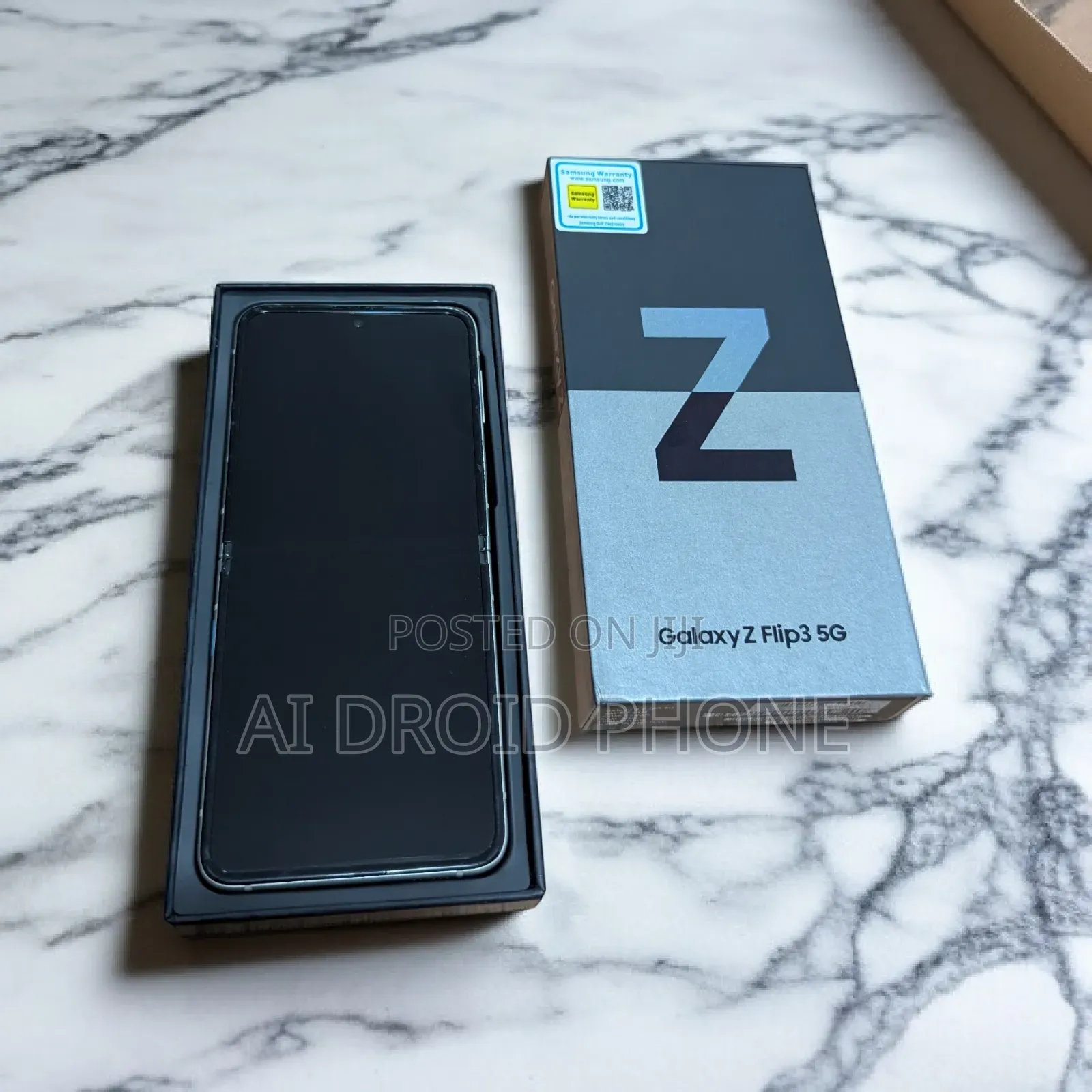 New Samsung Galaxy Z Flip 3 256 GB Gold