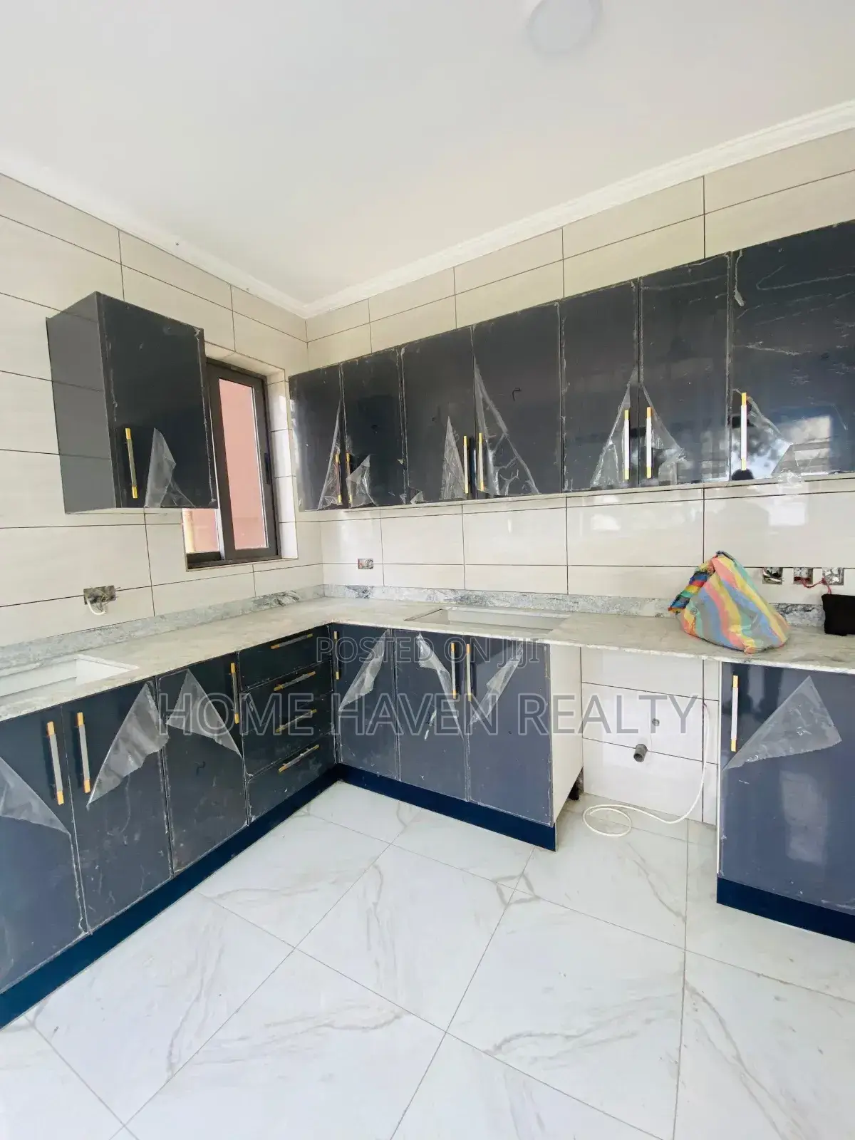 2bdrm Apartment in Tesano Estate, Police Station for rent