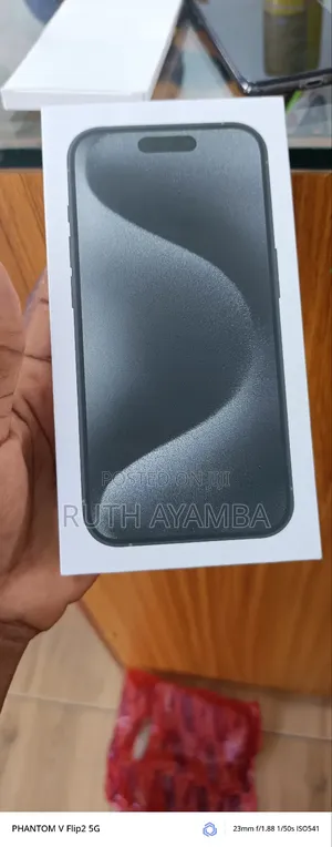 New Apple iPhone 15 Pro Max 256 GB Gray