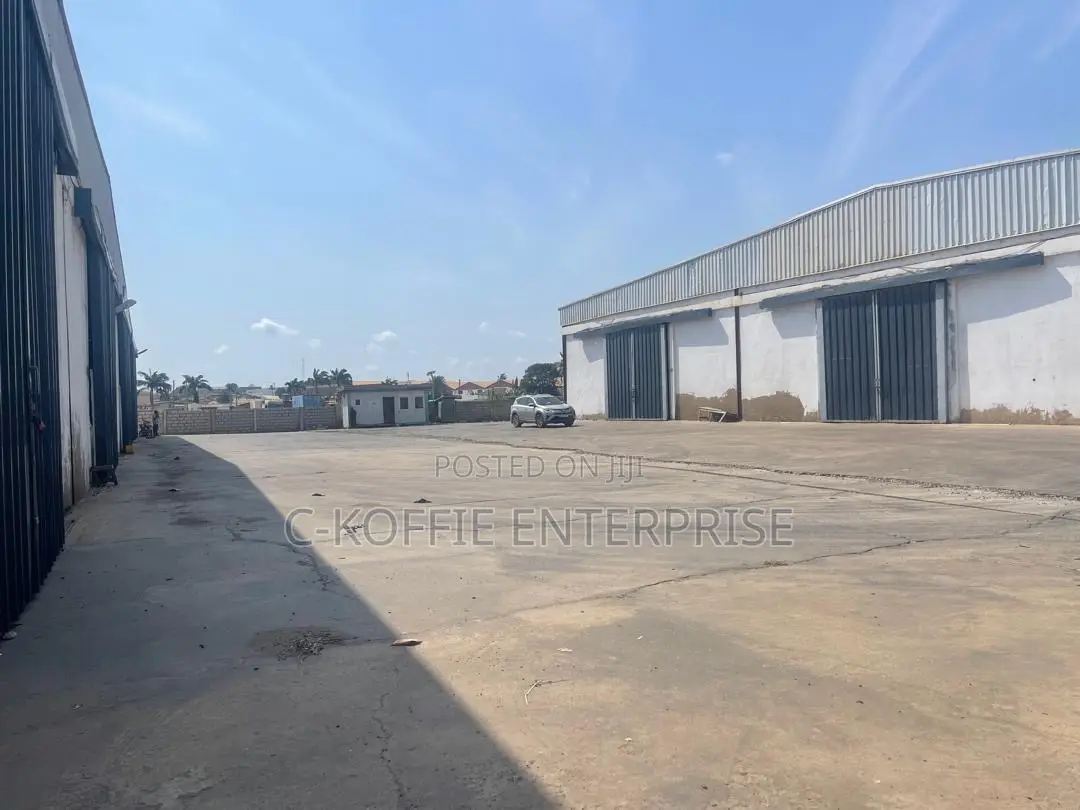 900 SQM Warehouse at Tema Valco Roundabout
