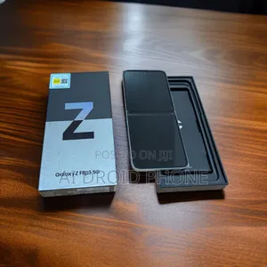 New Samsung Galaxy Z Flip 3 256 GB Black