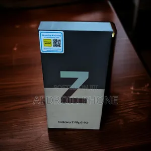 New Samsung Galaxy Z Flip 3 256 GB Gold