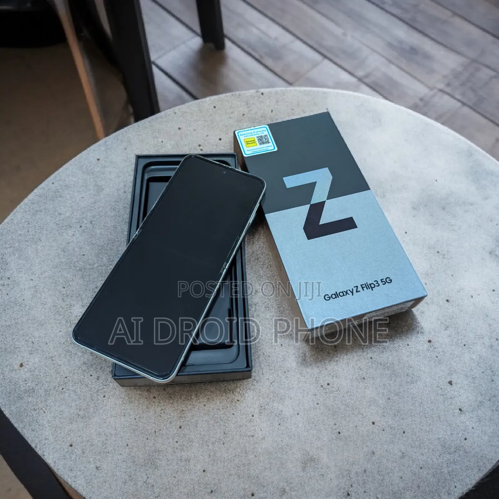 New Samsung Galaxy Z Flip 3 256 GB Gray