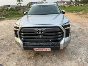 Toyota Tundra Limited Double Cab 6.5' Bed 2023 Silver