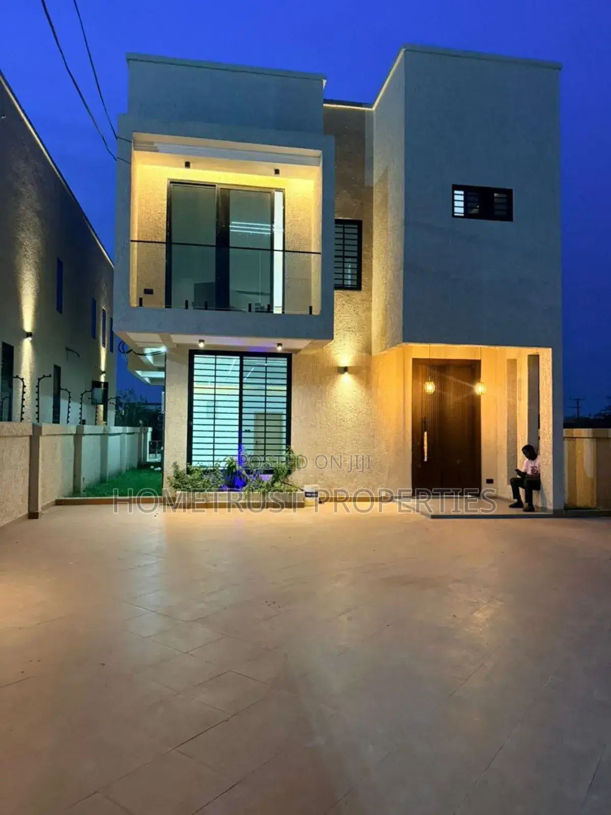 3bdrm Duplex in Hometrust Properties, Nmai-Dzorn for sale