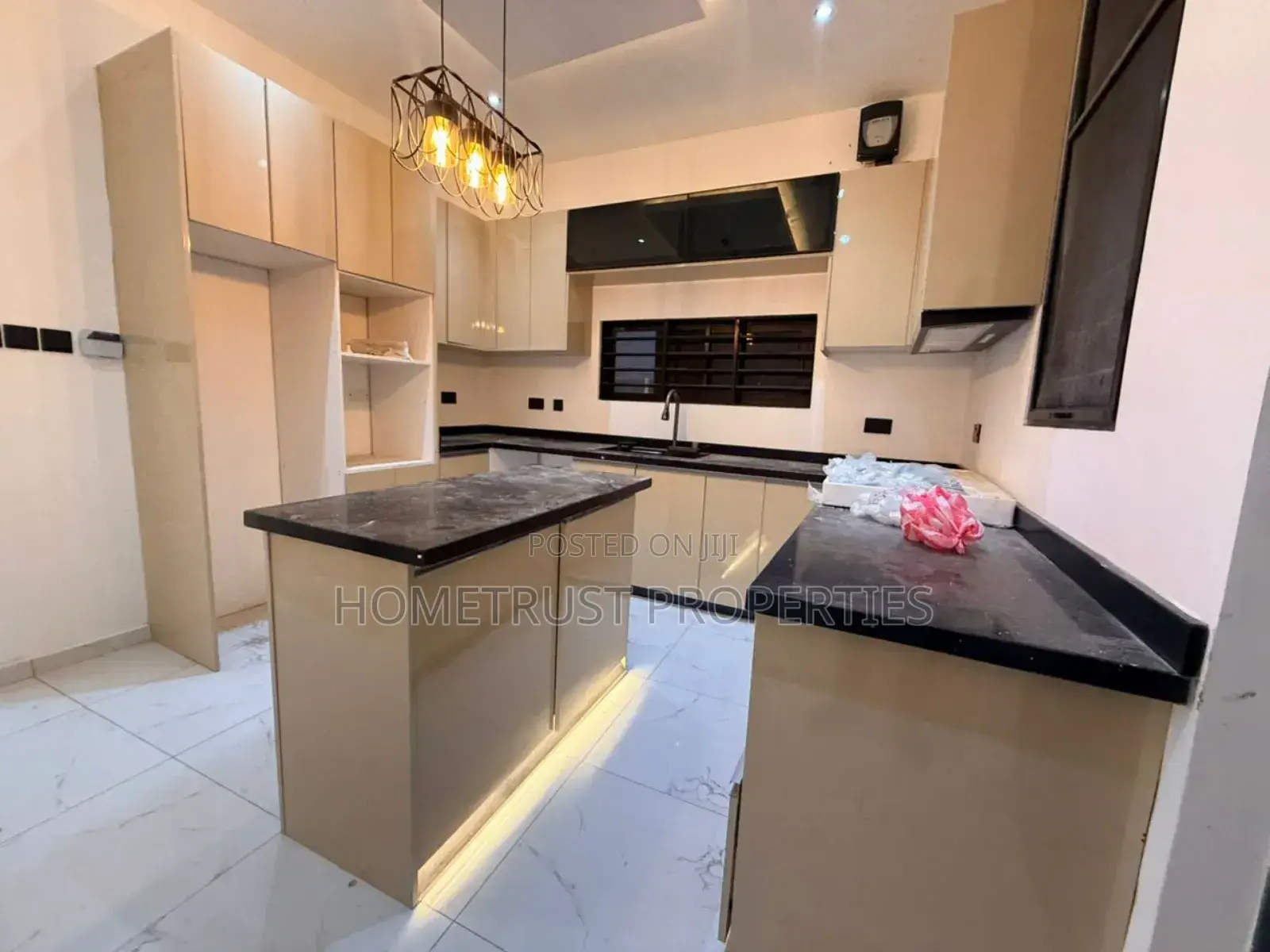 3bdrm Duplex in Hometrust Properties, Nmai-Dzorn for sale