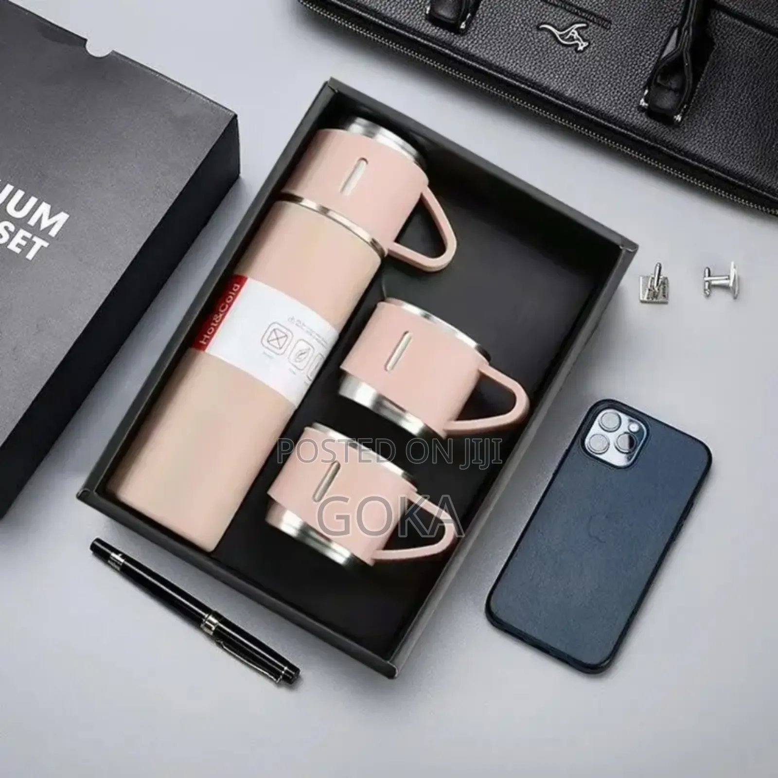 Double-Wall Thermal Mug Water Bottle Gift Set 2 Extra Cups