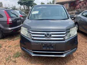 Honda Stepwgn 2012 Gray