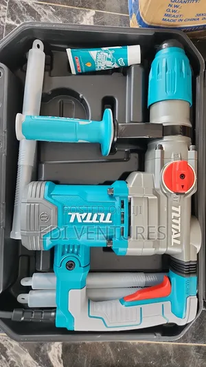 Total 1600w Rotary Hammer