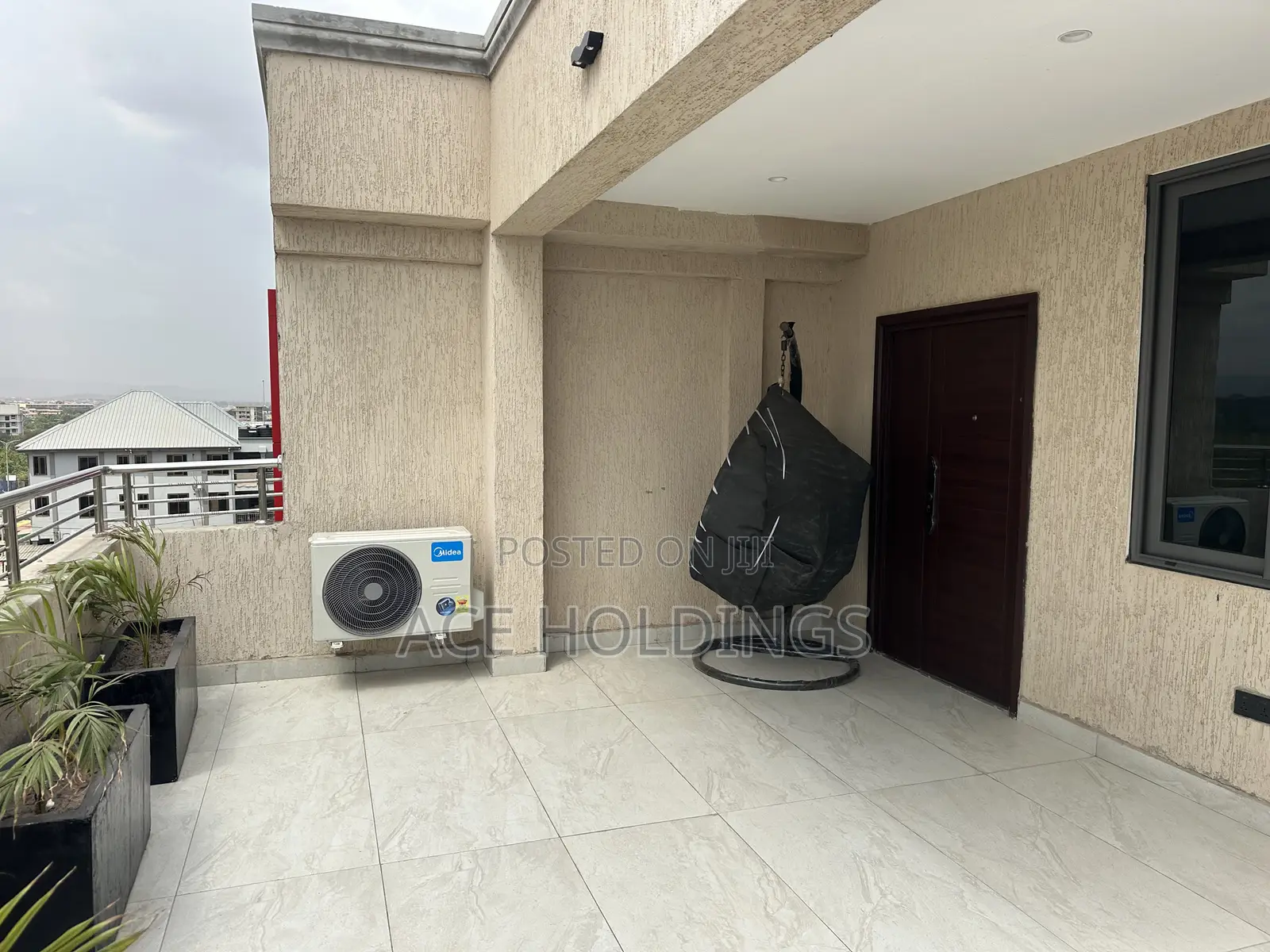 Furnished 3bdrm Penthouse in Peace Bee, Ashaley Botwe for rent