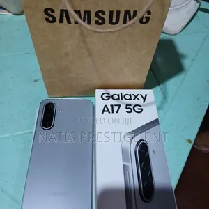 New Samsung Galaxy A17 5G 128 GB Silver