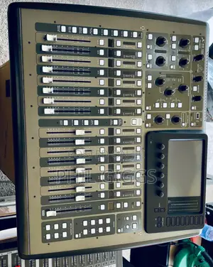 Behringer X32 Compact Mixer Board