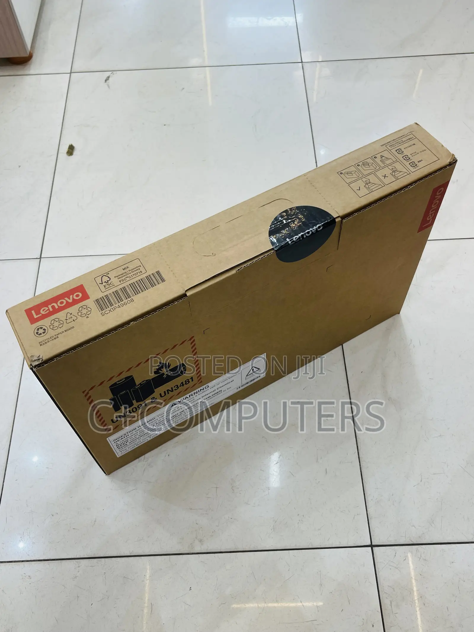 New Laptop Lenovo V15 16GB Intel Core i7 SSD 512GB