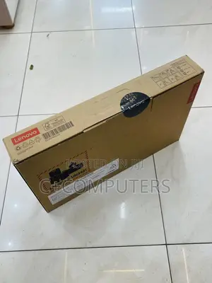 New Laptop Lenovo V15 16GB Intel Core i7 SSD 512GB