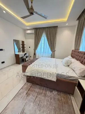 4bdrm Mansion in Borteyman - Tema for sale