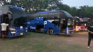 Bus Rental - Coach Bus (45 - 50 Seater)