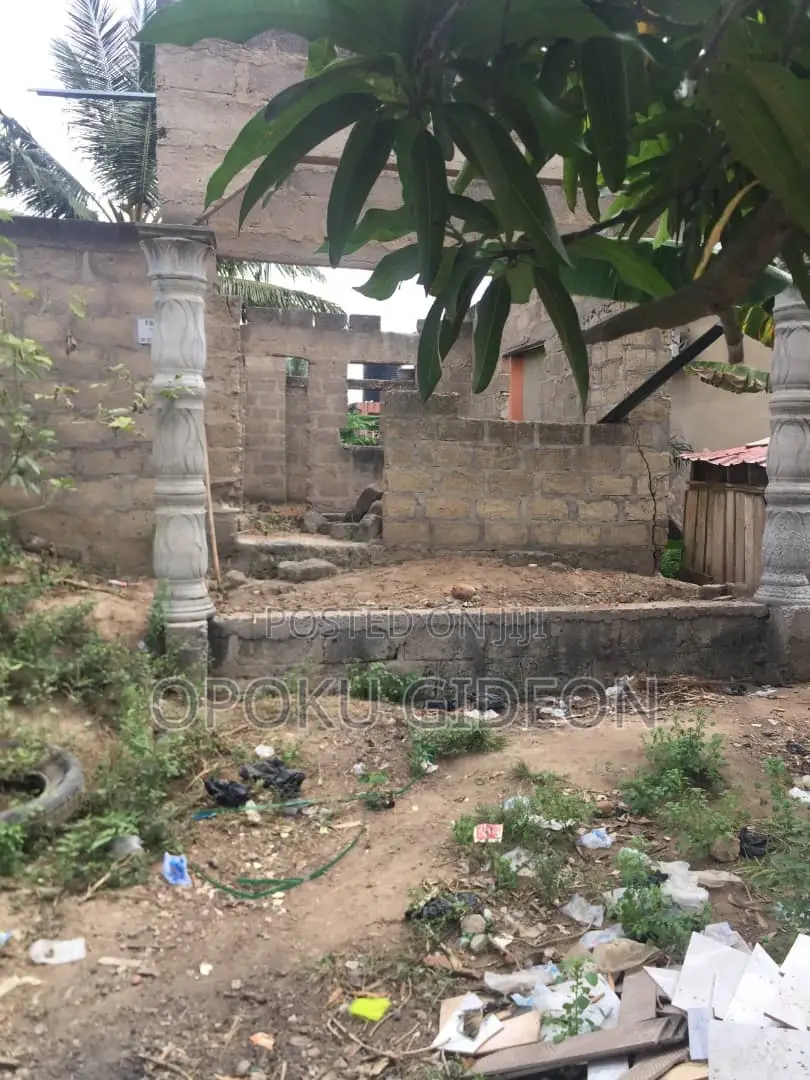 2 Bedrooms Uncompleted for Sale at Manhean