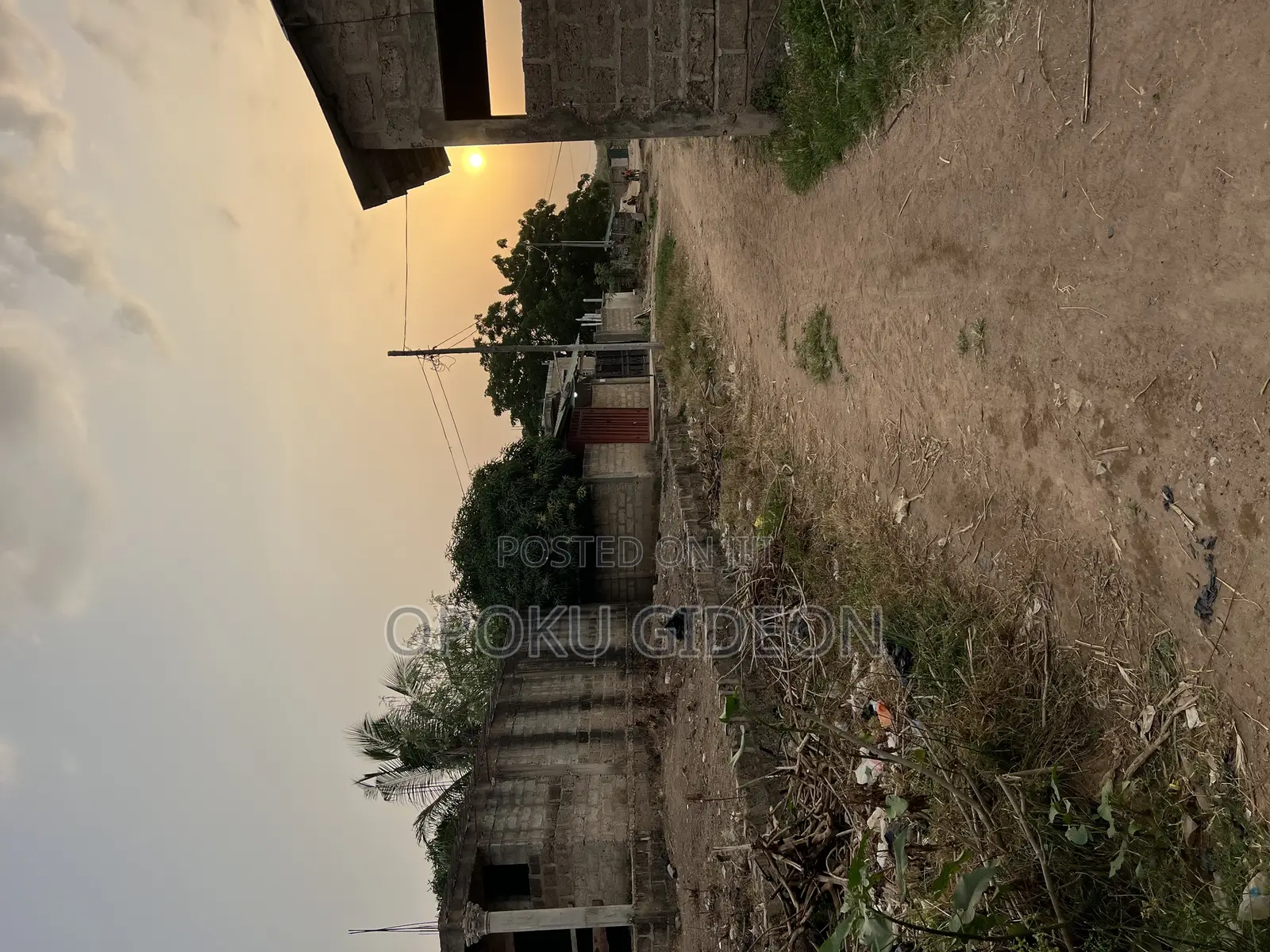 2 Bedrooms Uncompleted for Sale at Manhean