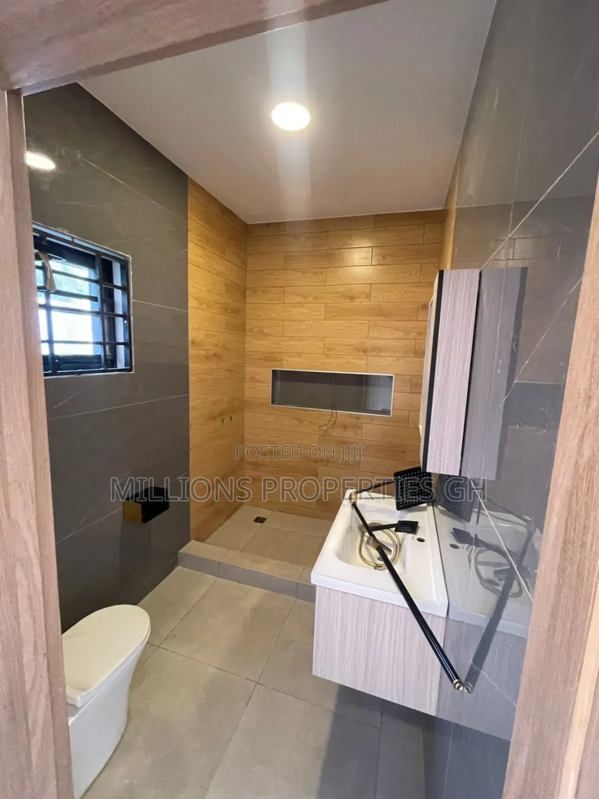 Furnished 3bdrm House in Millions Properties, Accra Metropolitan