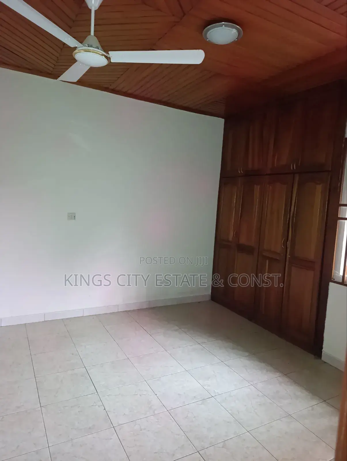 4bdrm House in Atomic-Roundabout, Ashomang Estate for rent