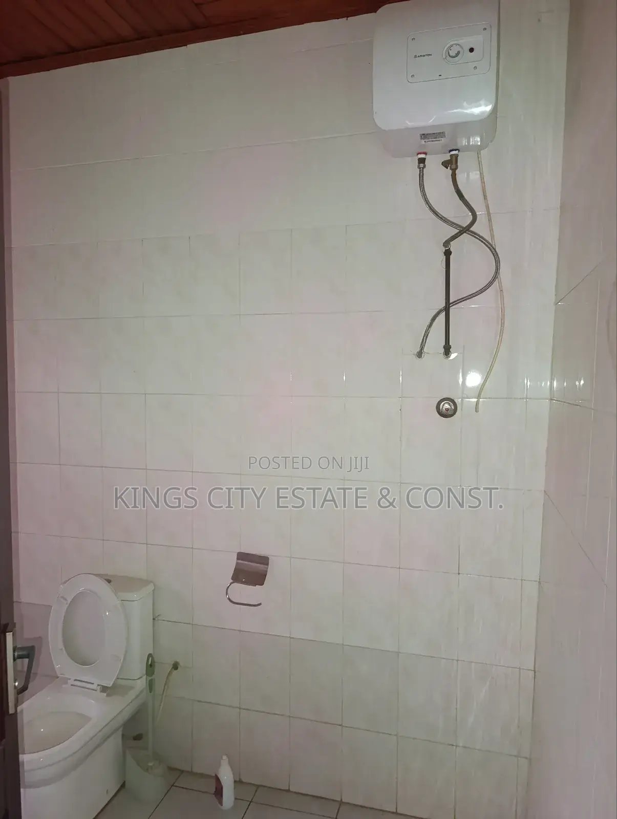 4bdrm House in Atomic-Roundabout, Ashomang Estate for rent