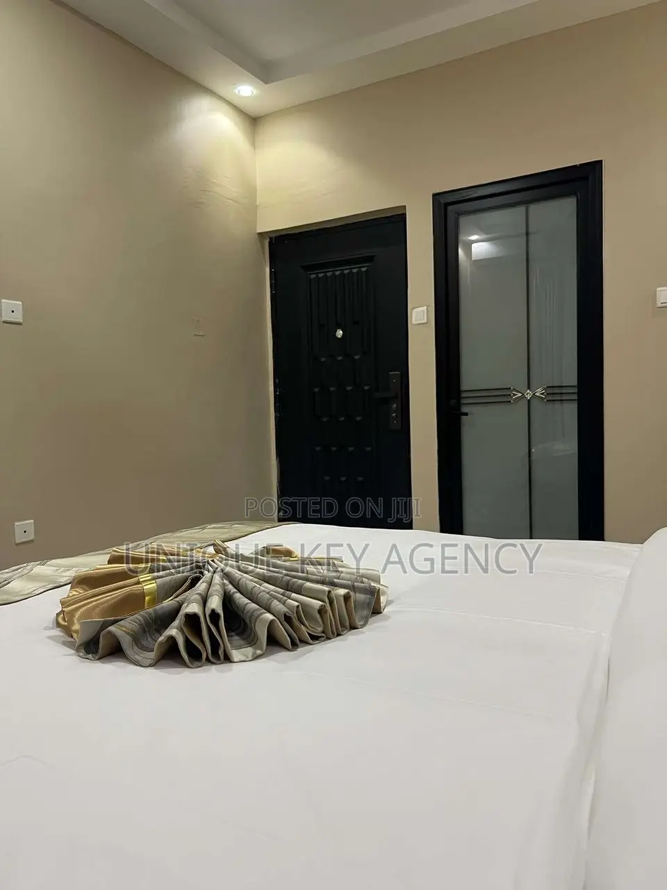 Furnished 3bdrm Apartment in Unique Key Agency, Spintex for rent