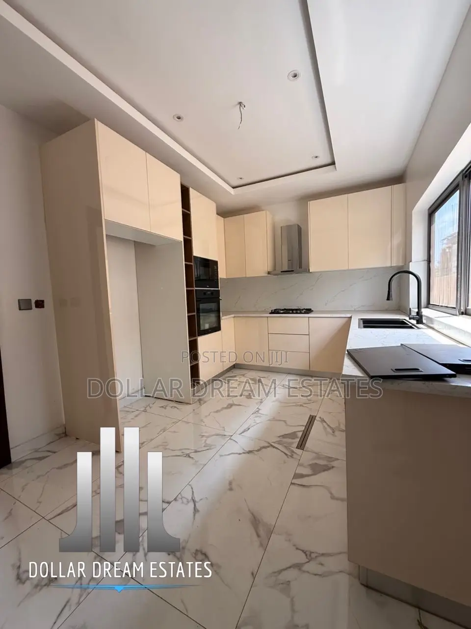 3bdrm House in East Legon for sale