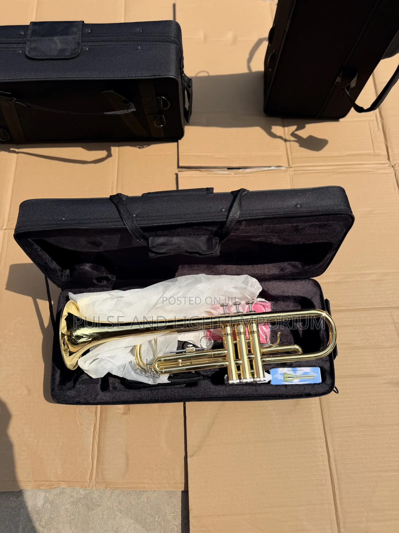 Yamaha (Bb) Gold Trumpet