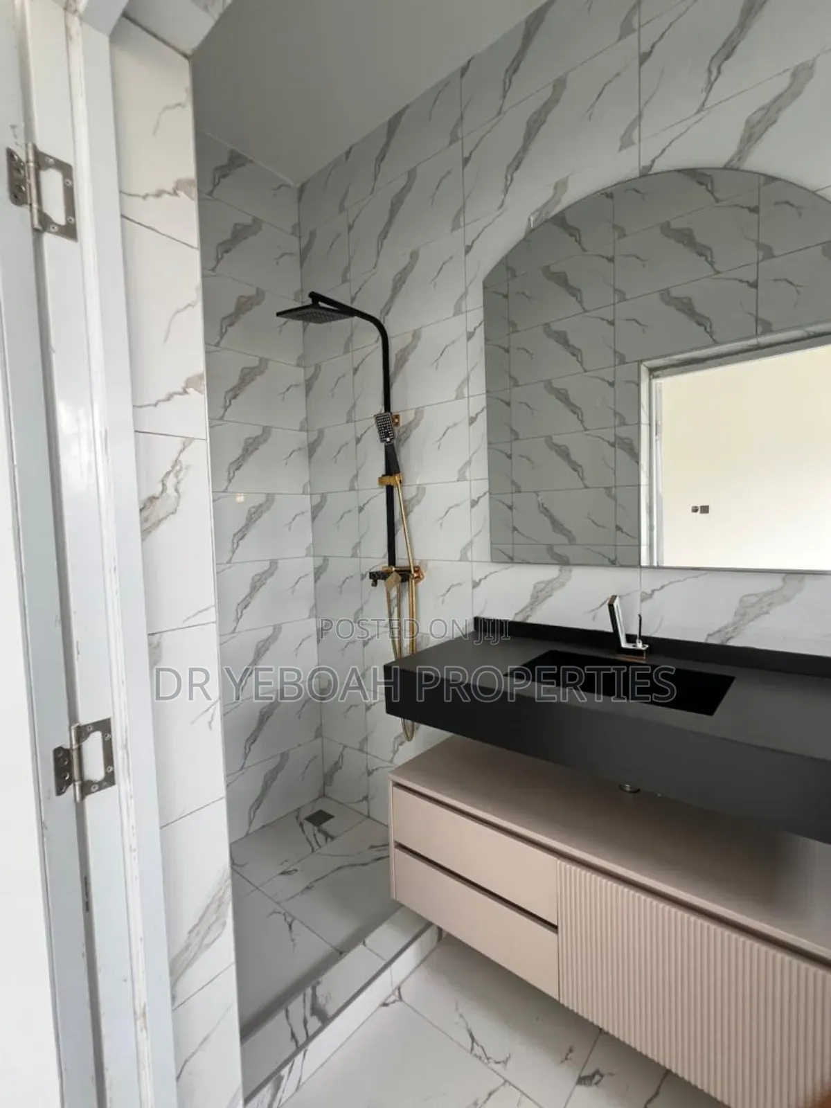4bdrm Duplex in Accra Borteiman:- 4, Tema Metropolitan for sale