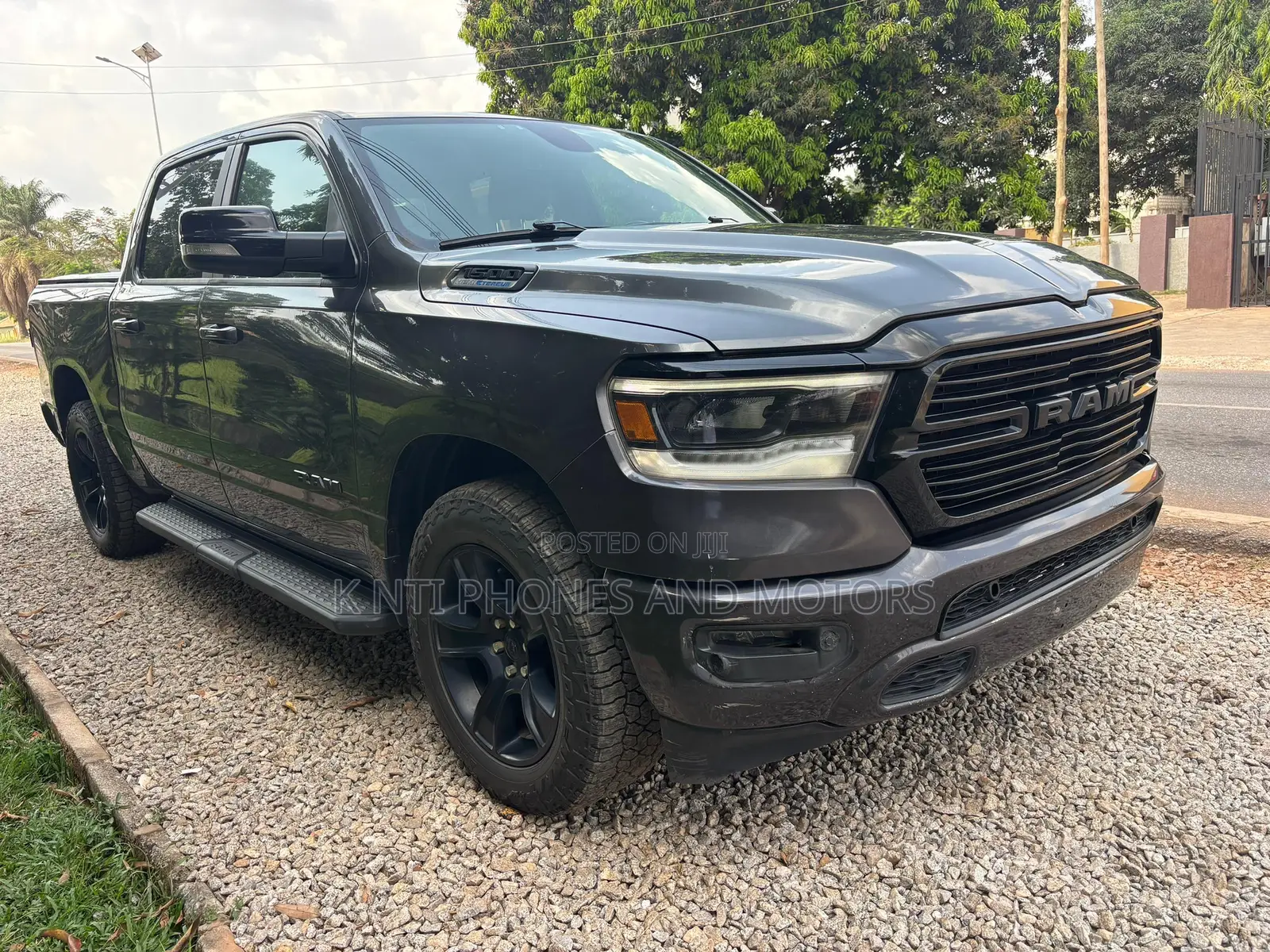 Dodge RAM 1500 5.7 Petrol AWD 2021 Gray
