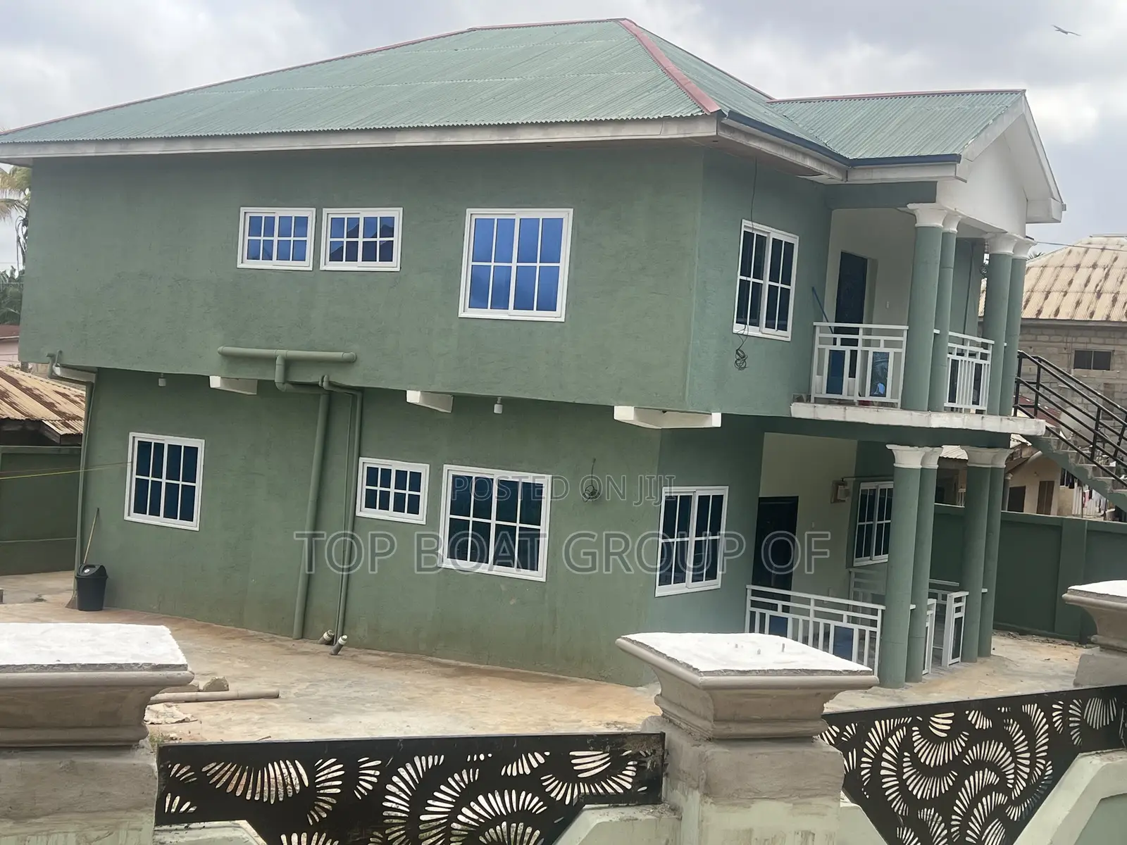 5bdrm House in Top Boat Group Of, Kumasi Metropolitan for sale