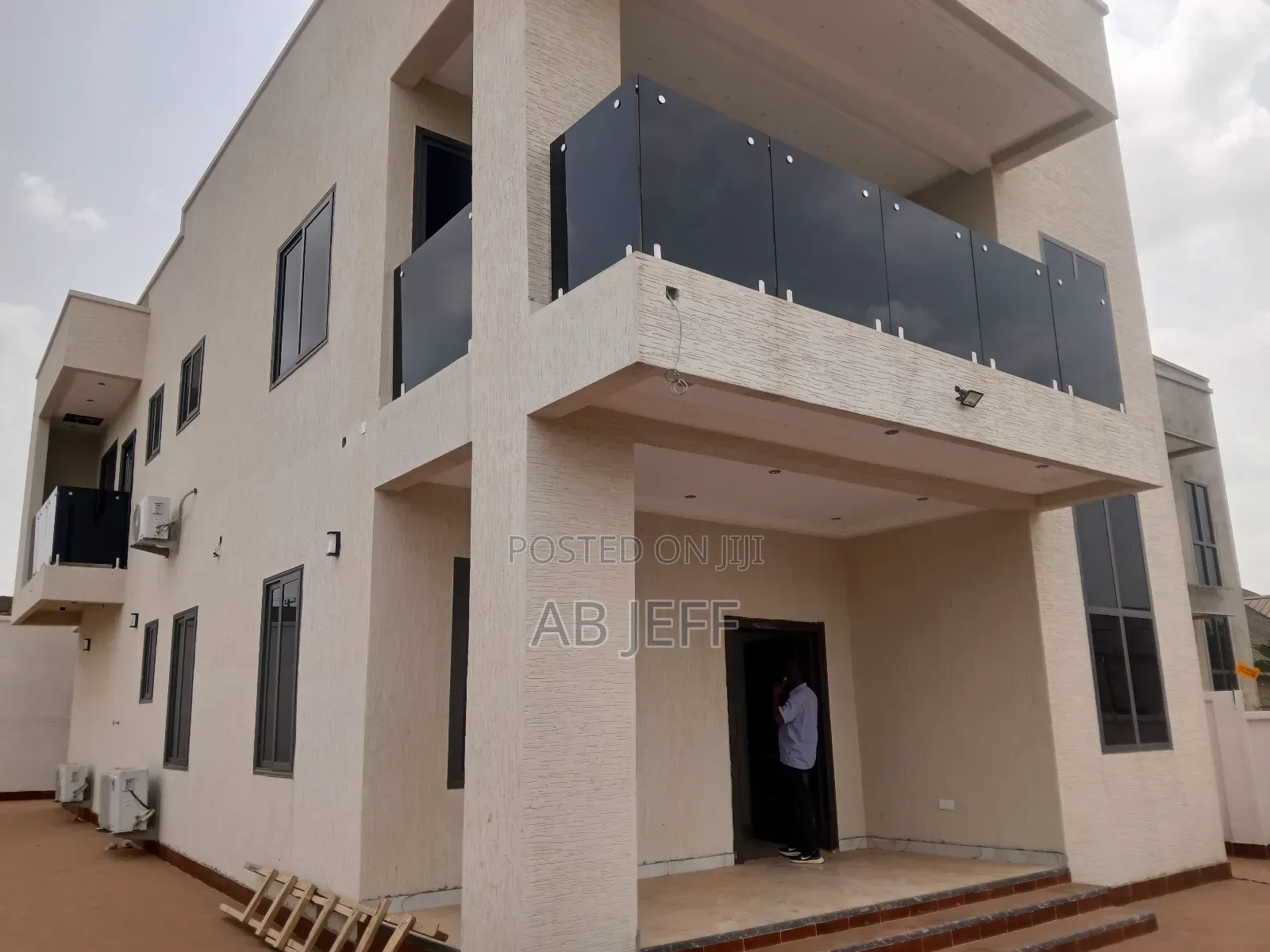 5bdrm House in Agric Kromoase, Kumasi Metropolitan for sale