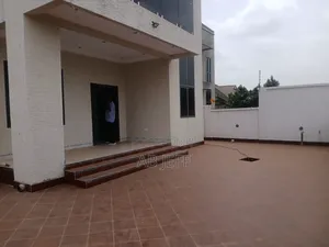 5bdrm House in Agric Kromoase, Kumasi Metropolitan for sale
