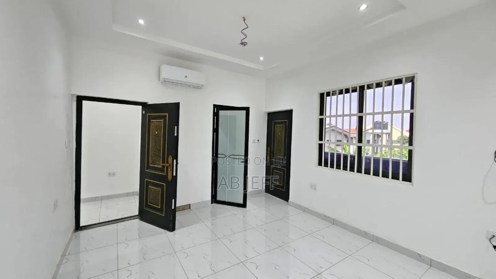 5bdrm House in Agric Kromoase, Kumasi Metropolitan for sale