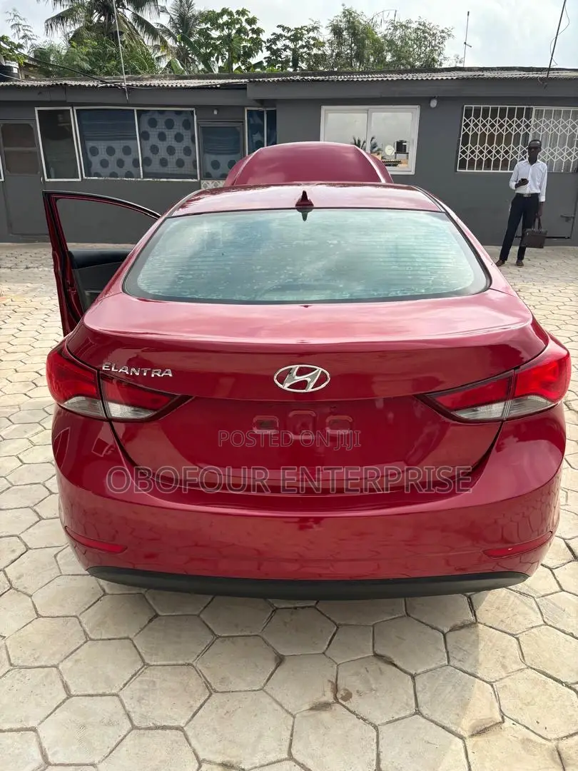 Hyundai Elantra SE 4dr Sedan (1.8L 4cyl 6A) 2014 Red