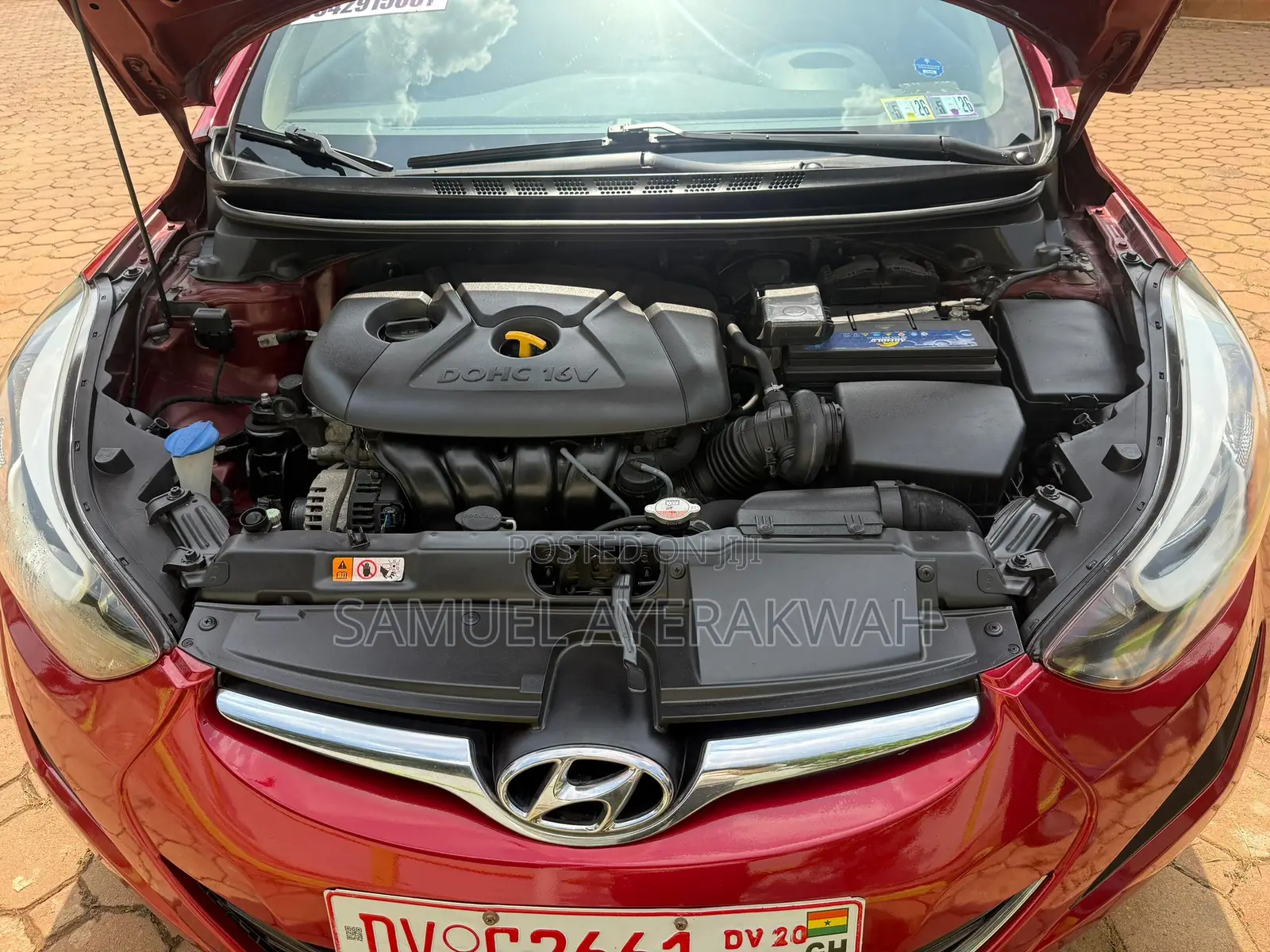 Hyundai Elantra 2016 Red