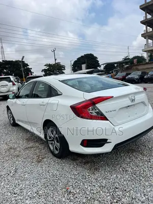 Honda Civic 2016 White