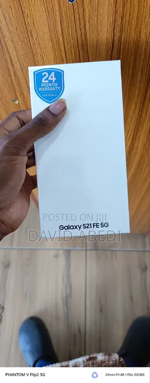 New Samsung Galaxy S21 FE 5G 128 GB Black