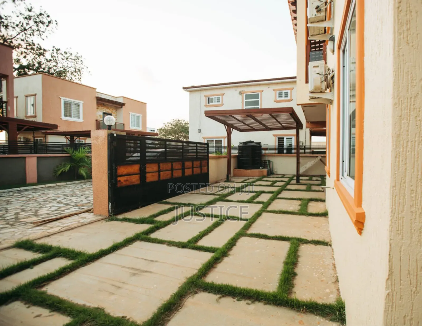 3bdrm Duplex in Achimota, The Mall for rent