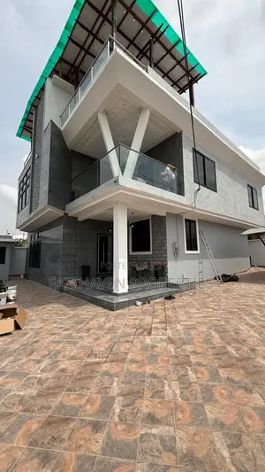 Furnished 4bdrm House in Fairhaven Properties, East Legon for sale