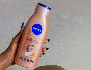 Nivea Radiant Beauty Even Glow Turmeric Lotion – 400ml