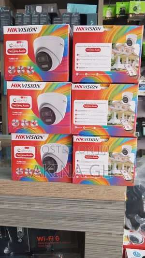 Hikvision Color Two Way Audio Turbo Hd(Ds-2ce73df0t-Lpts)