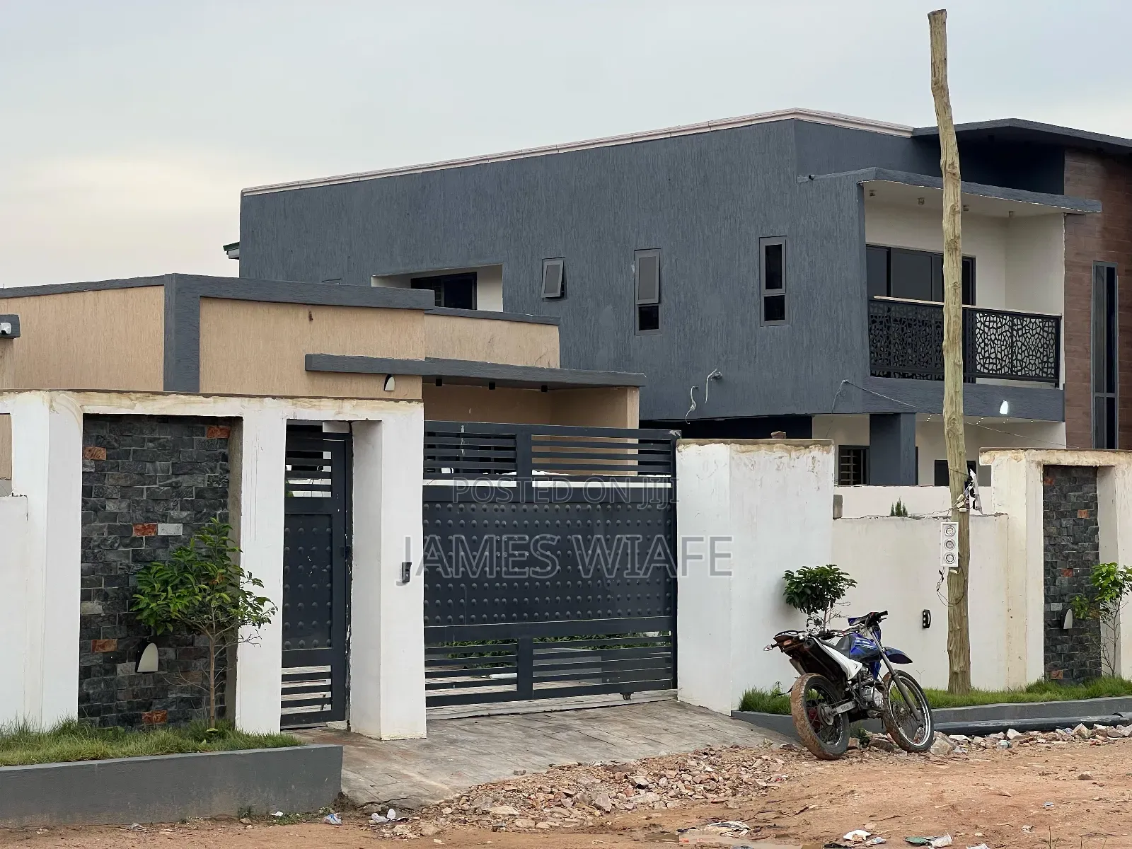 4bdrm House in Kent Homes, Accra Metropolitan for sale