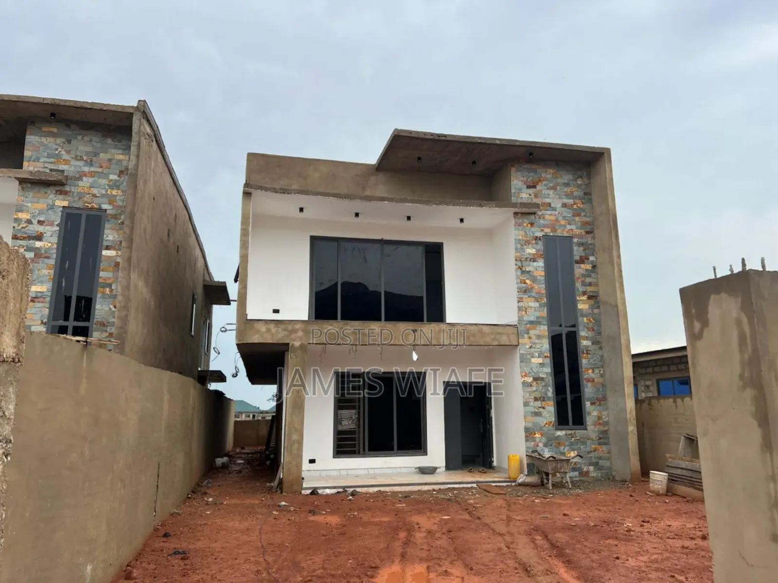 4bdrm House in Kent Homes, Accra Metropolitan for sale