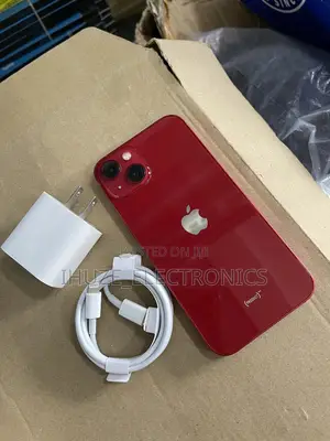 Apple iPhone 13 128 GB Red