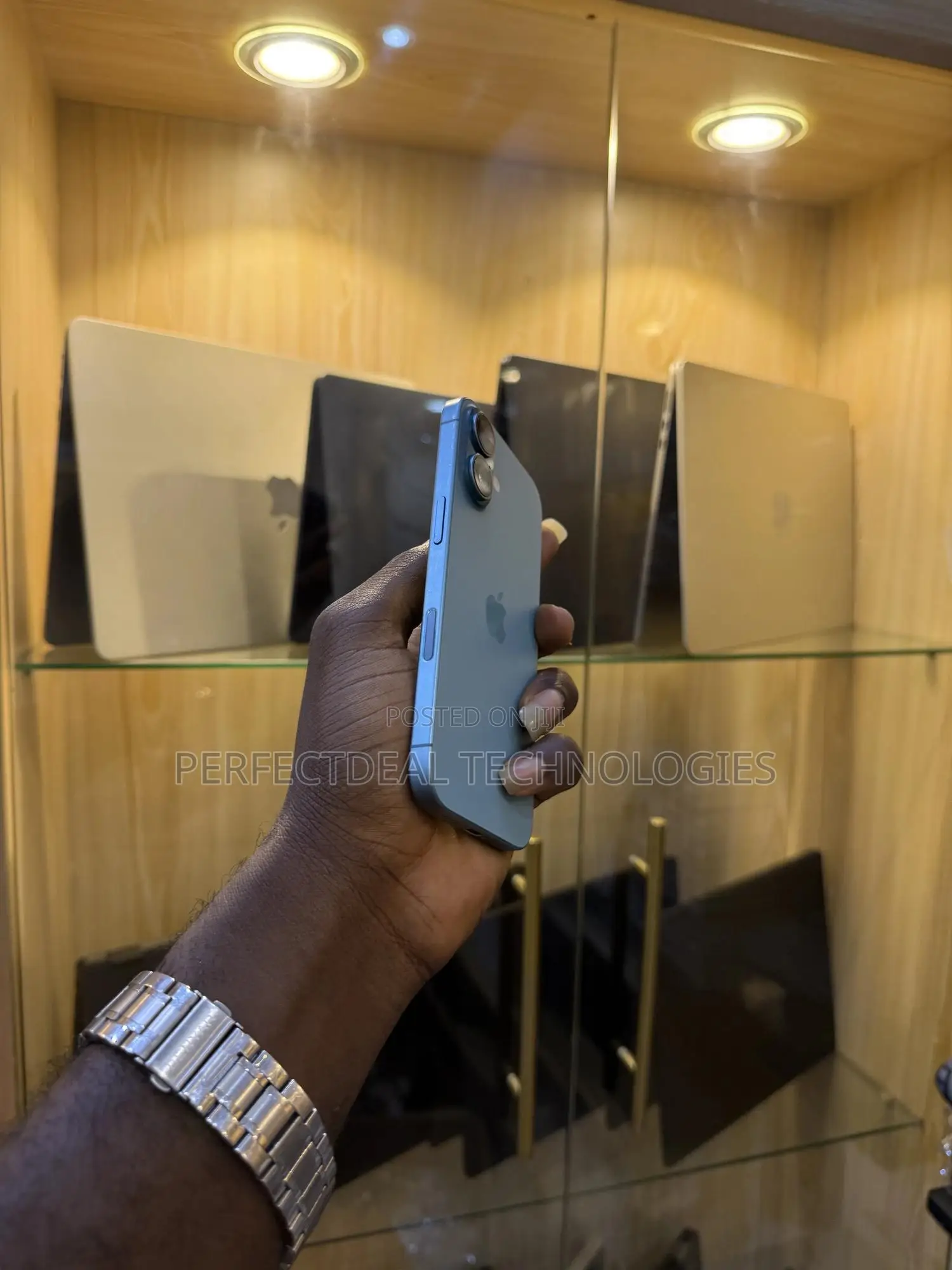 New Apple iPhone 16 128 GB Green