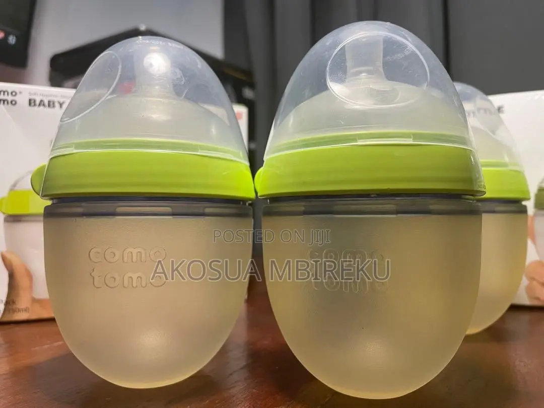 Preloved Comotomo Bottles