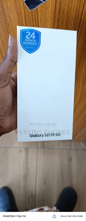 New Samsung Galaxy S21 FE 5G 128 GB Black