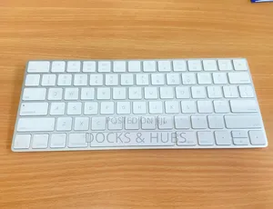 Apple Magic Keyboard - Us English ​ , Bluetooth